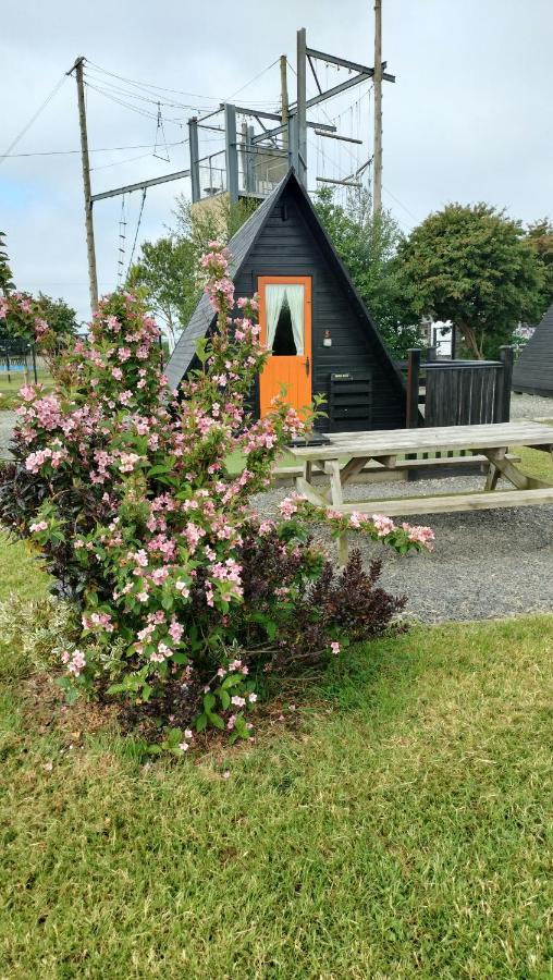 Hotel Carrowmena School House & Glamping Limavady Zewnętrze zdjęcie